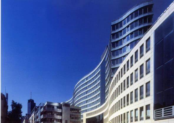 Diverse Immobilienprojekte zur umwelttechnischen Bewertung in Deutschland und Europa.
